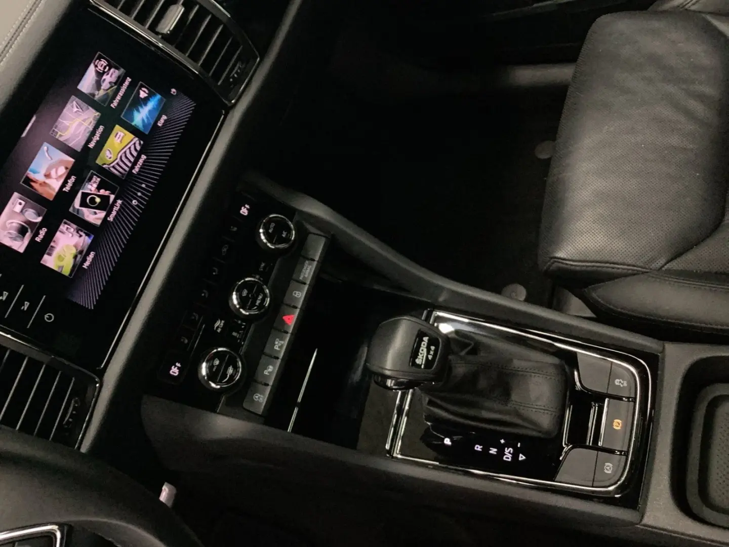 Kodiaq 2.0 TDI DSG 4x4 L&K 7-SITZE ST.HEIZ PANO