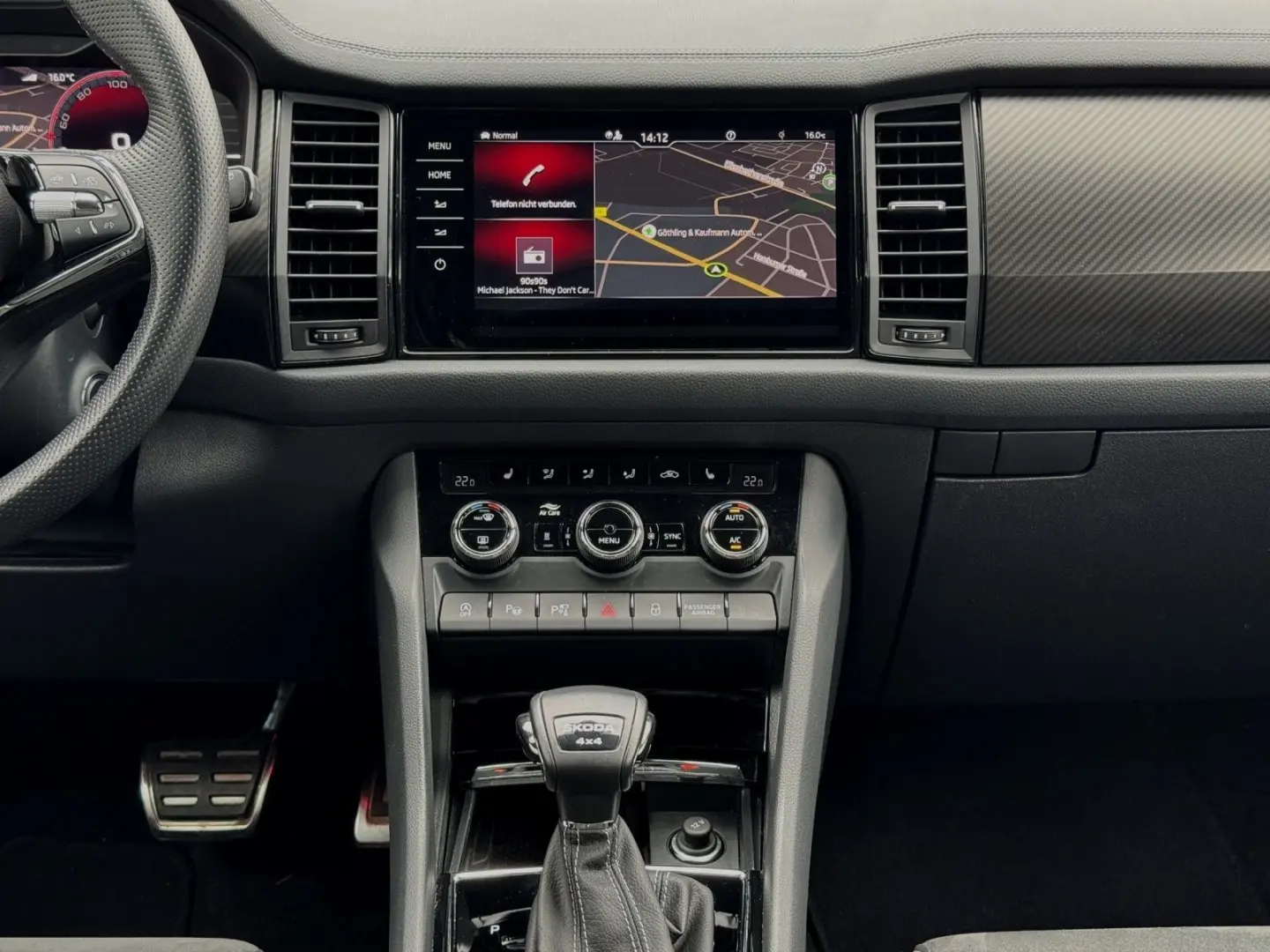 Kodiaq Sportline 2.0 TSI 4x4  NAVI AHK KAM STDHZ