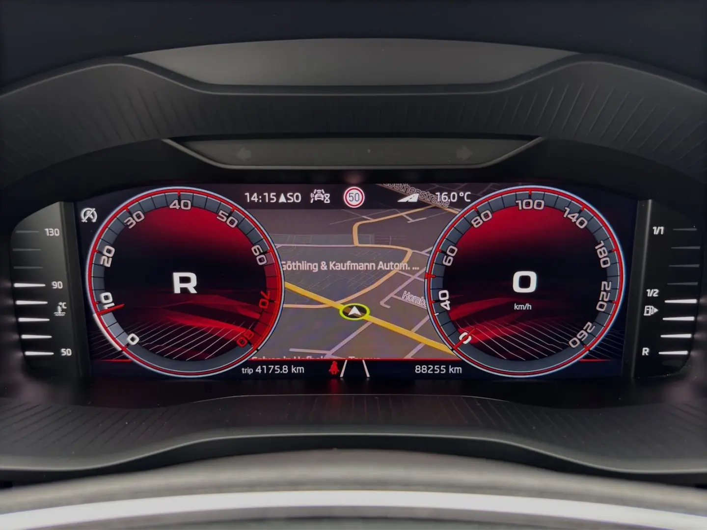 Kodiaq Sportline 2.0 TSI 4x4  NAVI AHK KAM STDHZ