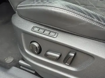 Kodiaq Sportline 2.0 TSI 4x4  NAVI AHK KAM STDHZ