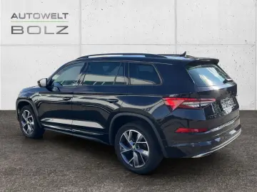 Kodiaq Sportline 4x4 2.0 TDI AHK Navi 360 Kamera