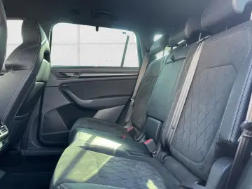 Kodiaq Sportline 4x4 2.0 TDI AHK Navi 360 Kamera