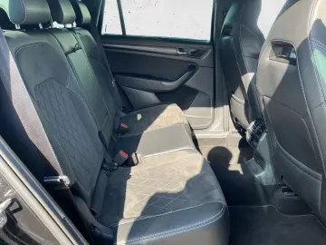 Kodiaq Sportline 4x4 2.0 TDI AHK Navi 360 Kamera