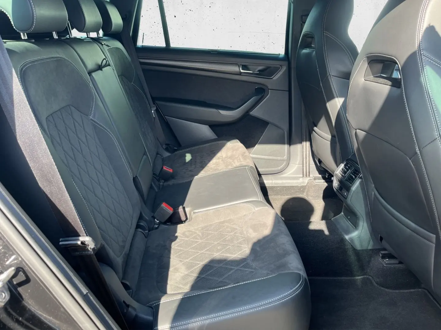 Kodiaq Sportline 4x4 2.0 TDI AHK Navi 360 Kamera