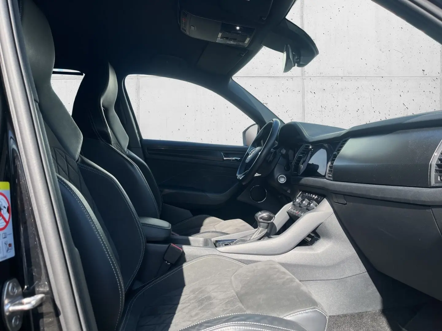 Kodiaq Sportline 4x4 2.0 TDI AHK Navi 360 Kamera