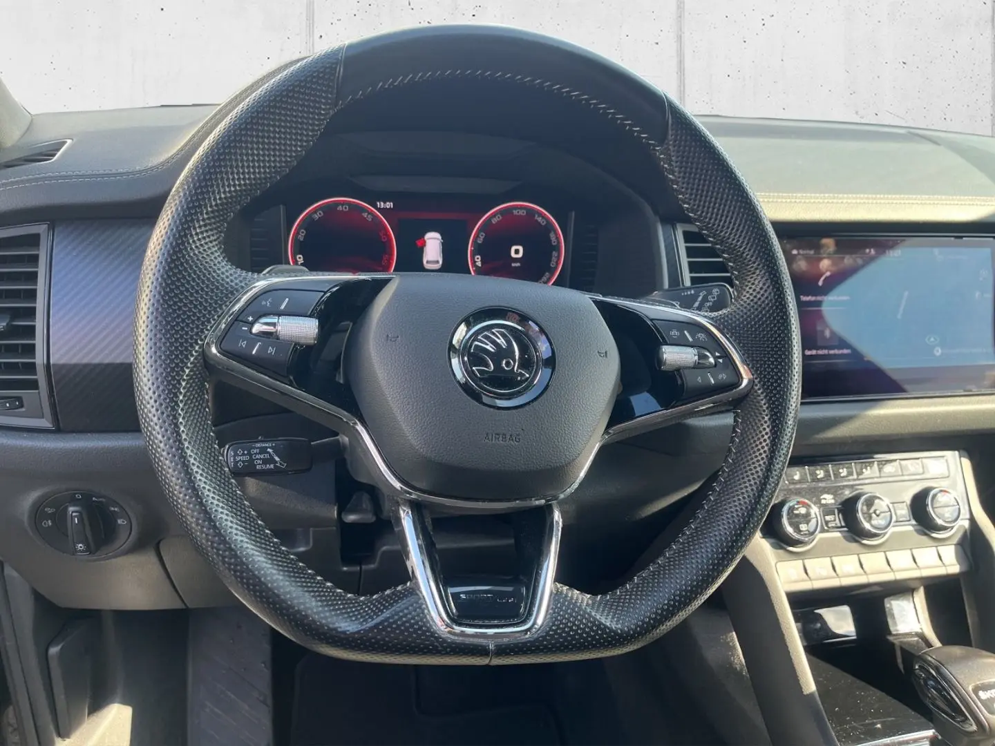 Kodiaq Sportline 4x4 2.0 TDI AHK Navi 360 Kamera
