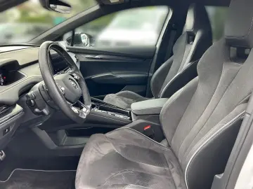 Enyaq 80 x Sportline  HEAD-UP MATRIX KAMERA NAVI