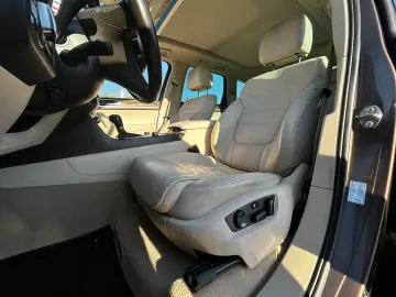 Volkswagen Touareg Full Option