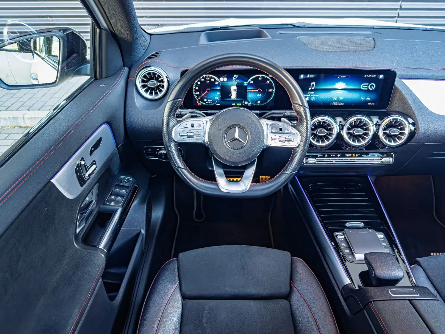 EQA 300 4Matic PANO.NIGHT.MEMORY.360 HUD