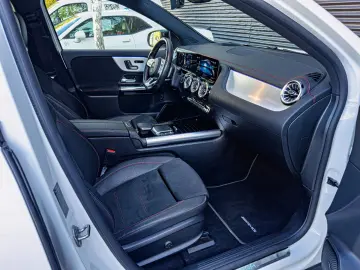 EQA 300 4Matic PANO.NIGHT.MEMORY.360 HUD