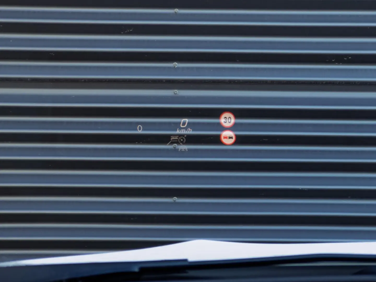 EQA 300 4Matic PANO.NIGHT.MEMORY.360 HUD