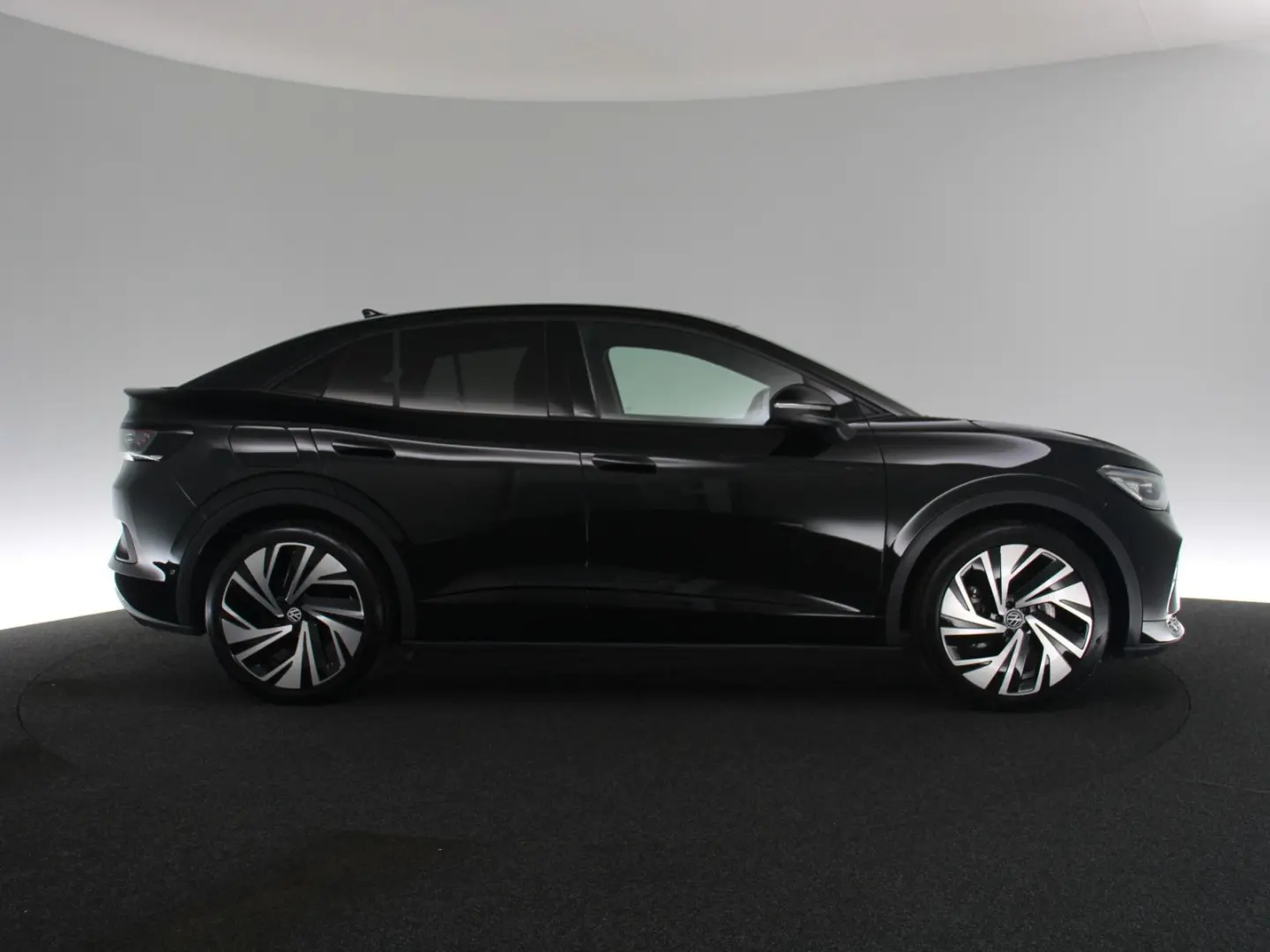 ID.5 GTX 4Motion AHK 360  MATRIX-LED PANO HUD