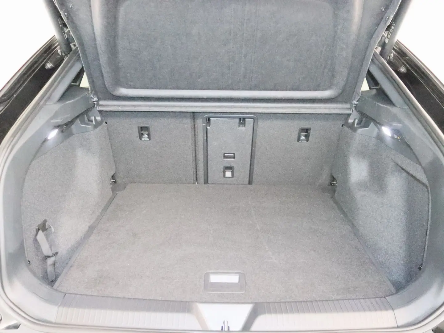 ID.5 GTX 4Motion AHK 360  MATRIX-LED PANO HUD