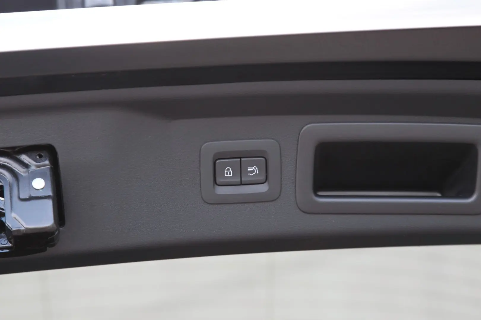 CX-60 PHEV 327ps HOMURA CON-DRI-PRE COM-PAN-P