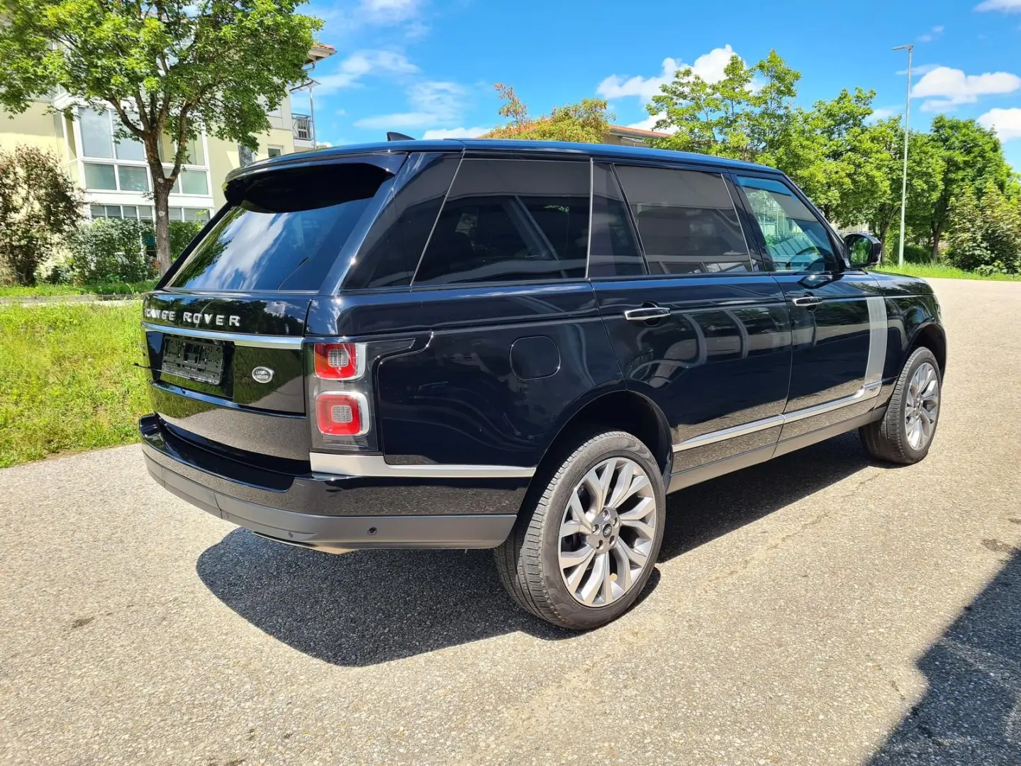 Range Rover Autobiography Hybrid