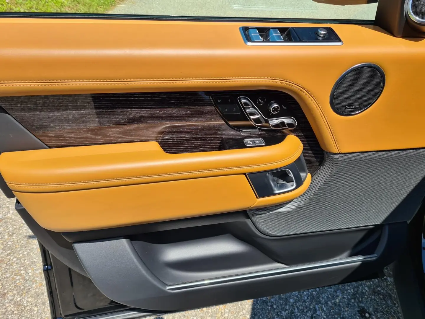 Range Rover Autobiography Hybrid