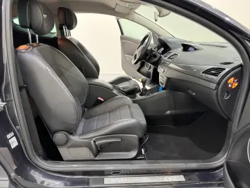 RENAULT MEGAN GT 2.0TURBO 210CP