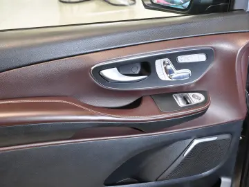 MB V220 d 4Matic EXKLUSIV AMG Sc Ventilate BURMESTER