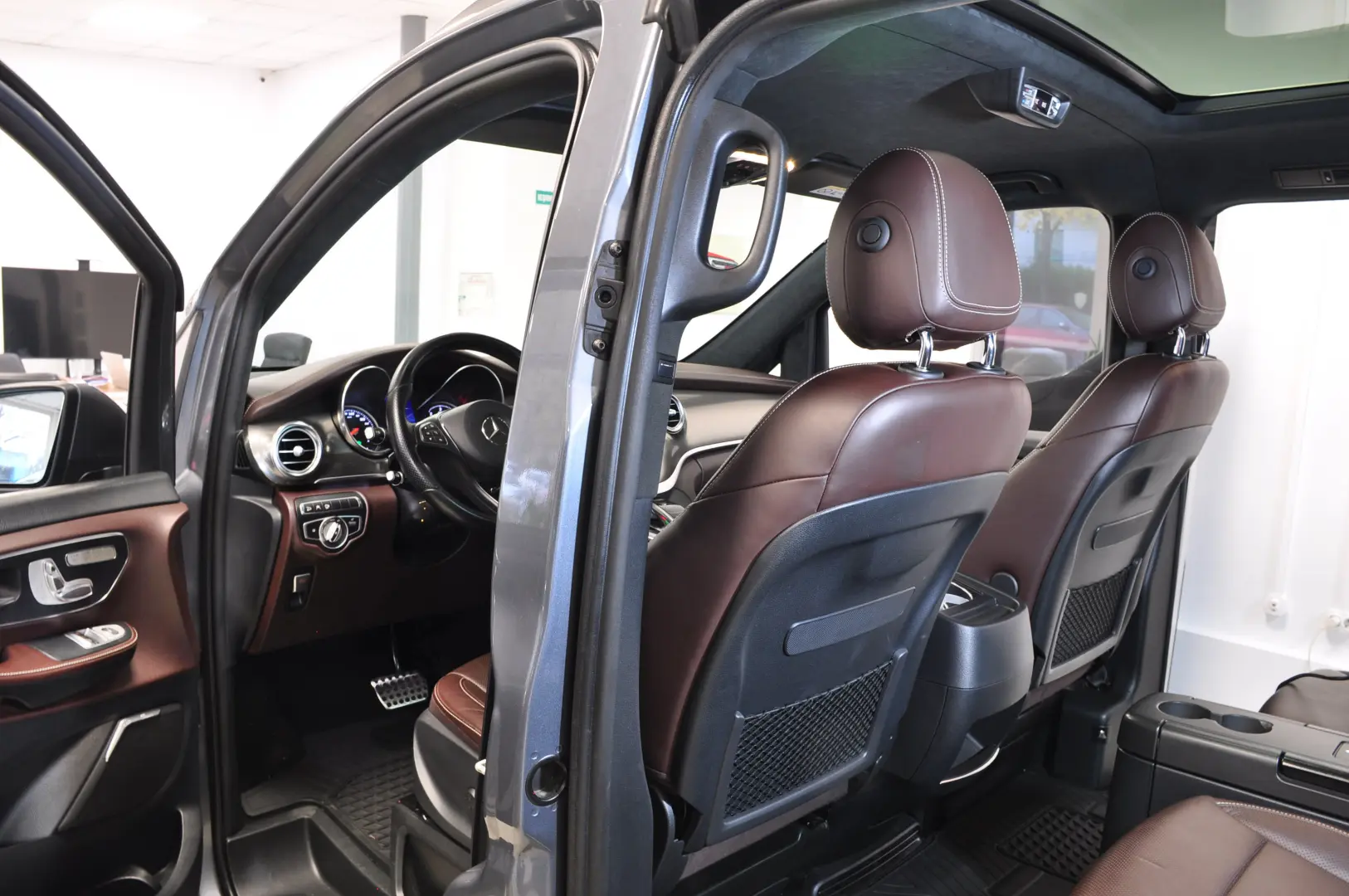 MB V220 d 4Matic EXKLUSIV AMG Sc Ventilate BURMESTER