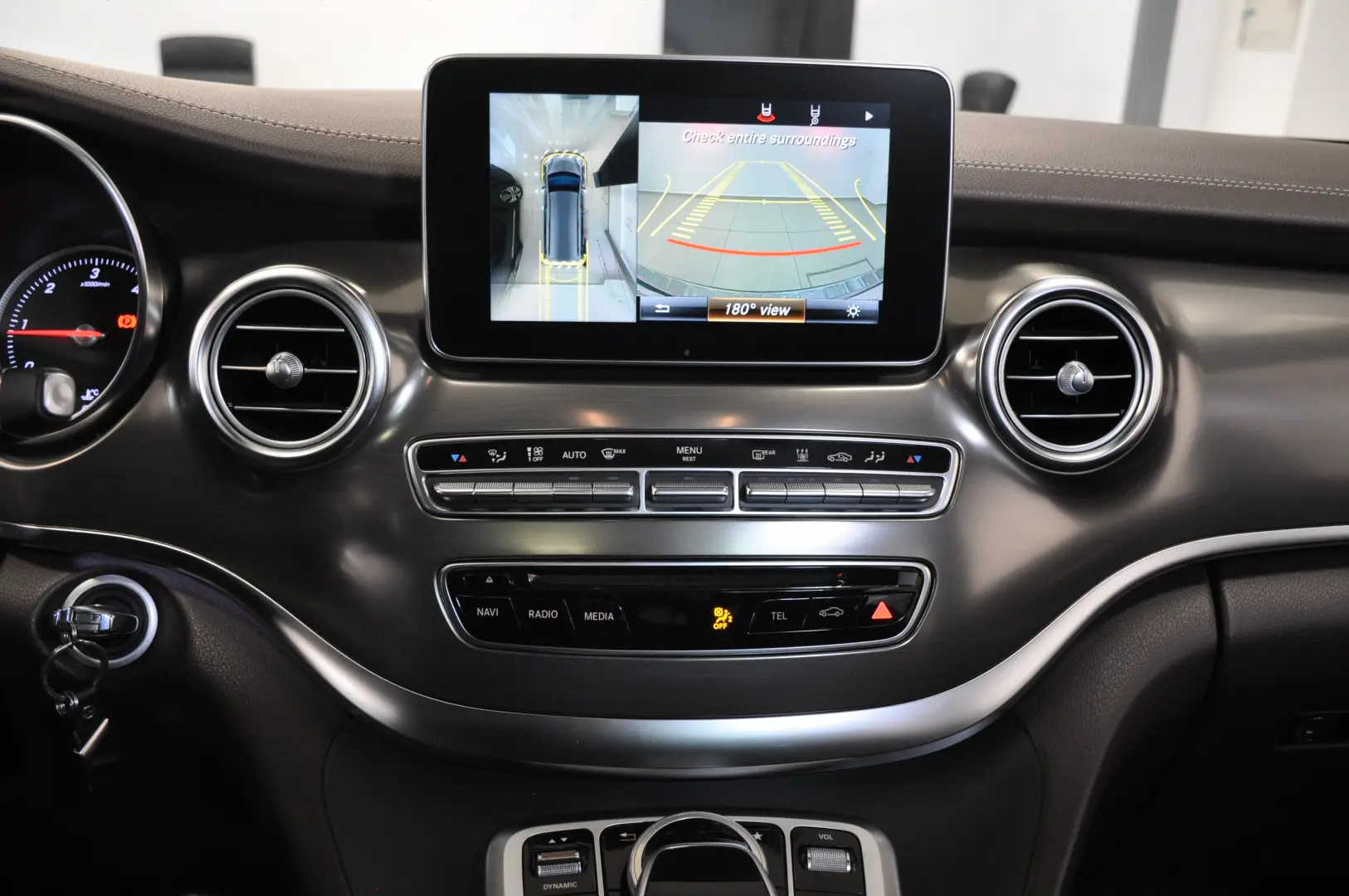 MB V220 d 4Matic EXKLUSIV AMG Sc Ventilate BURMESTER