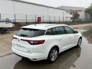 RENAULTMEGANE IV  GRAND TOUR 1.3 TCE