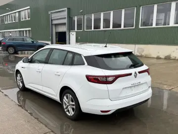 RENAULTMEGANE IV  GRAND TOUR 1.3 TCE
