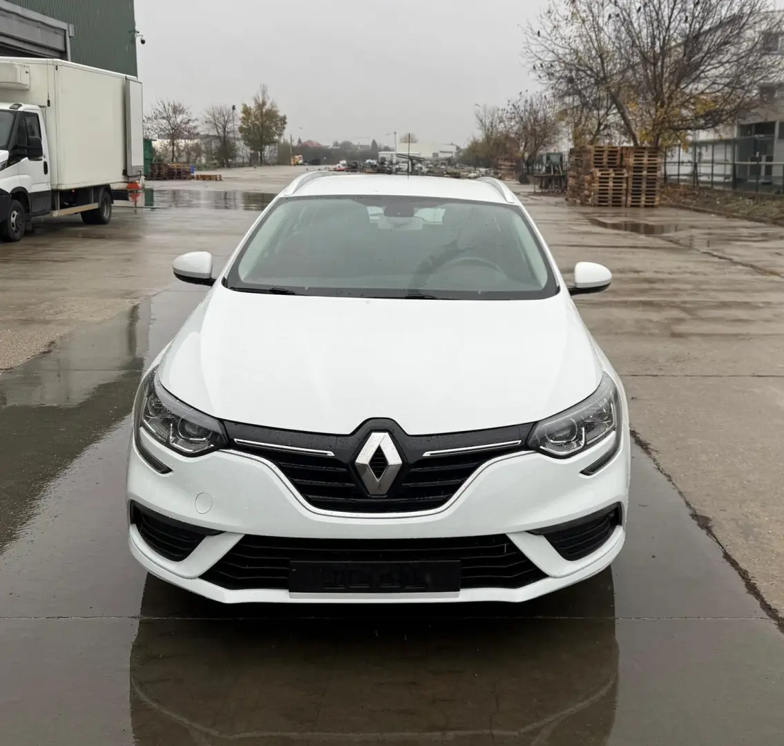 RENAULTMEGANE IV  GRAND TOUR 1.3 TCE