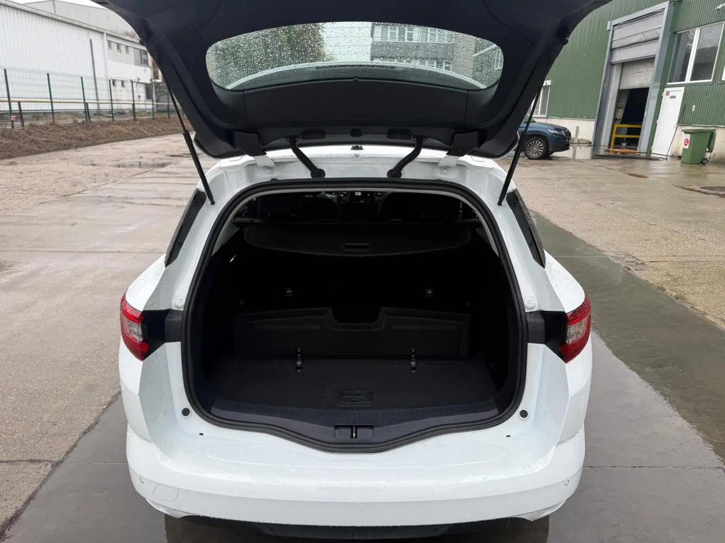 RENAULTMEGANE IV  GRAND TOUR 1.3 TCE