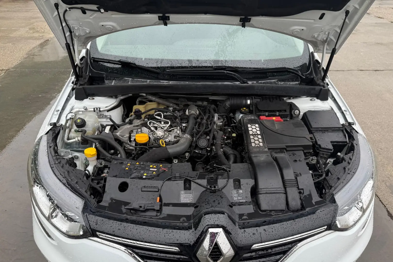 RENAULTMEGANE IV  GRAND TOUR 1.3 TCE