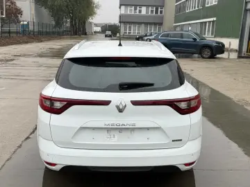 RENAULTMEGANE IV  GRAND TOUR 1.3 TCE