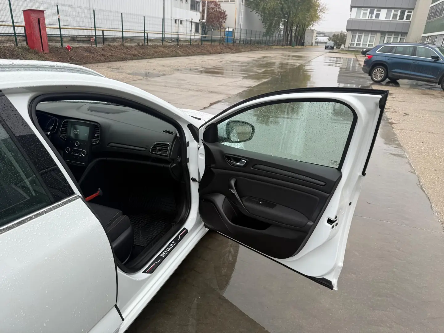 RENAULTMEGANE IV  GRAND TOUR 1.3 TCE