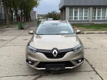 RENAULT MEGANE IV GRANDTOUR 1.5dCI ENERGY ECO2 BUSSINES