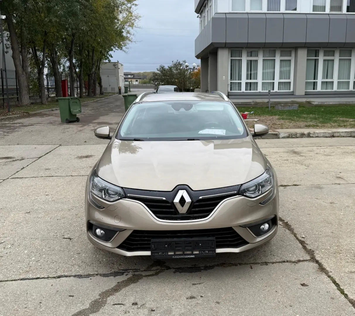 RENAULT MEGANE IV GRANDTOUR 1.5dCI ENERGY ECO2 BUSSINES