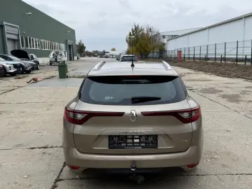 RENAULT MEGANE IV GRANDTOUR 1.5dCI ENERGY ECO2 BUSSINES