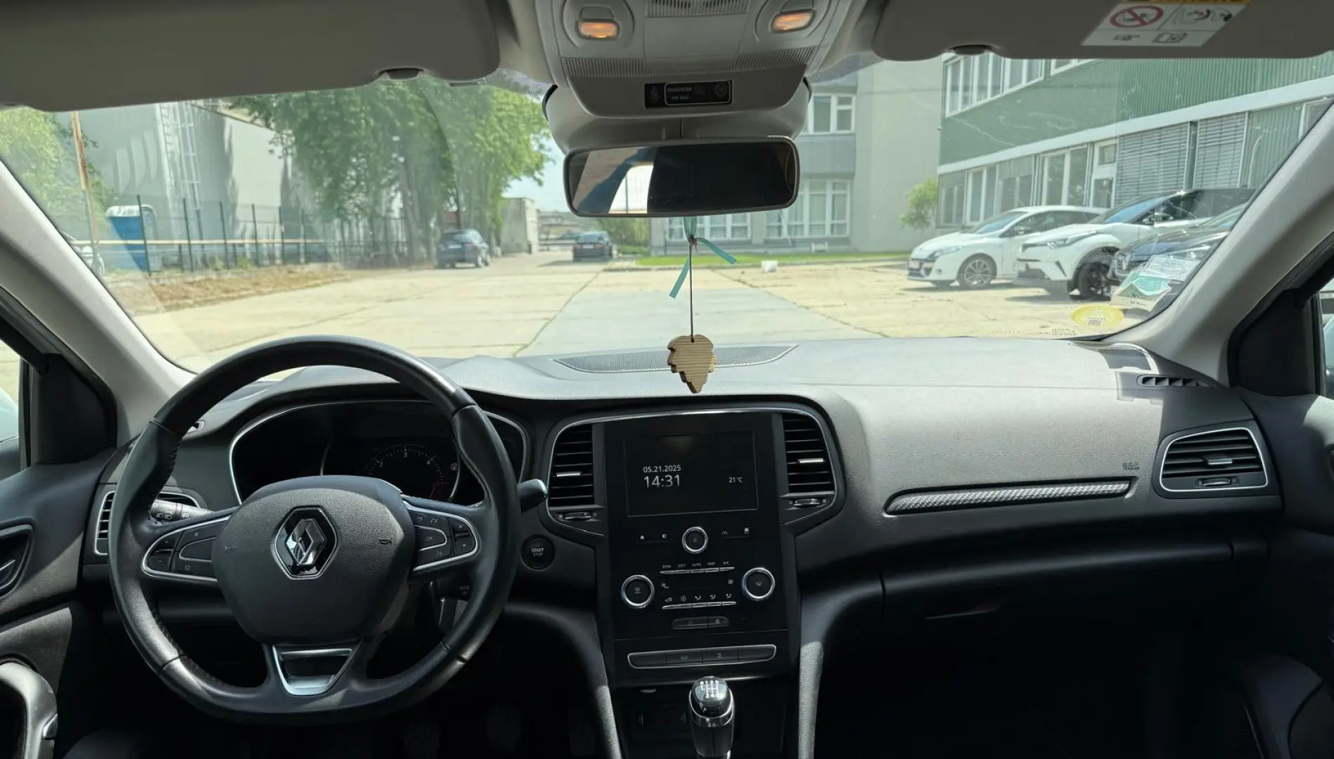 RENAULT MEGANE IV GRANDTOUR 1.5dCI ENERGY ECO2 BUSSINES