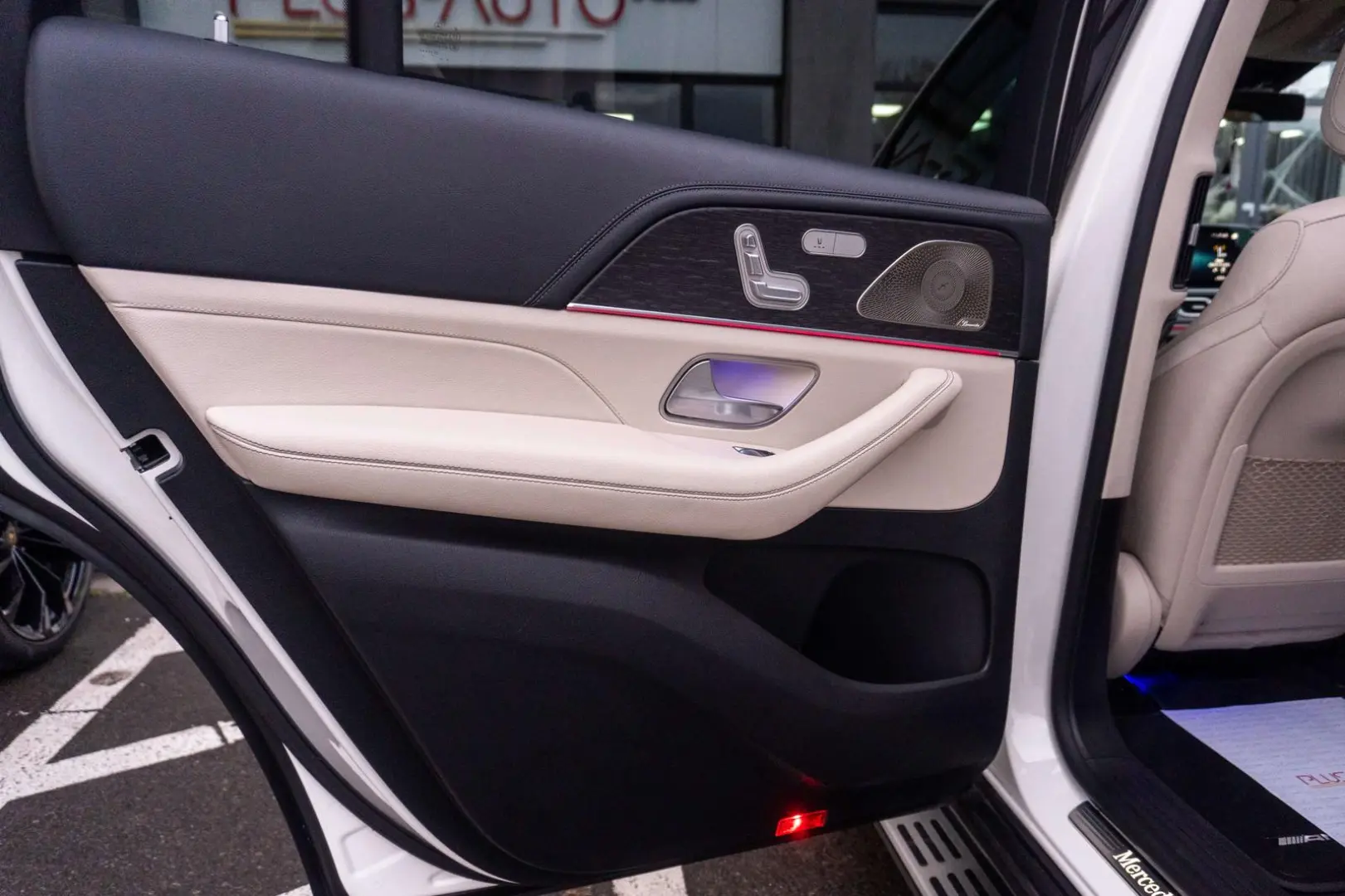 MERCEDES BENZ GLS 400D 4MATIC  7 LOCURI   AMG LINE