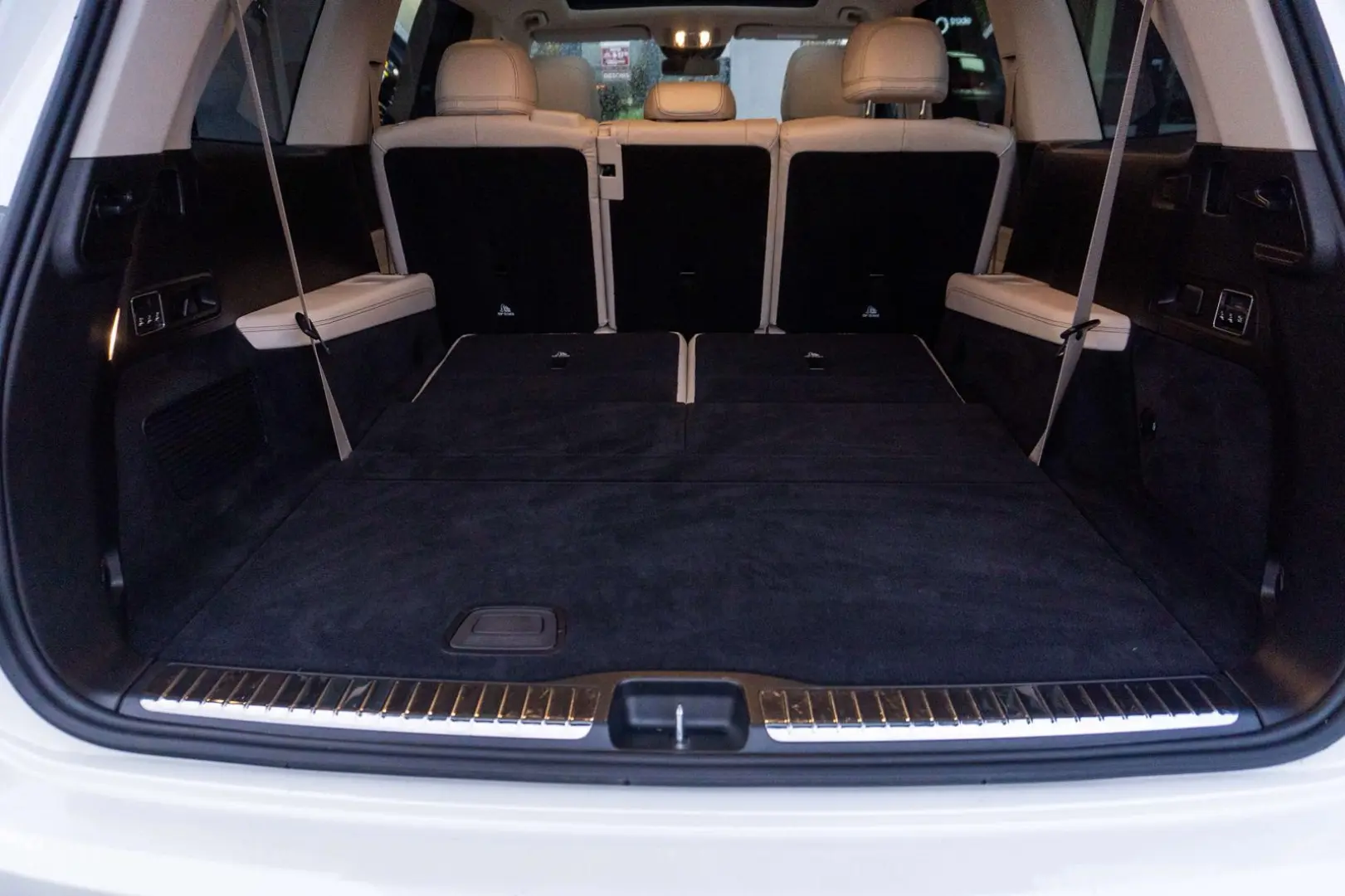 MERCEDES BENZ GLS 400D 4MATIC  7 LOCURI   AMG LINE