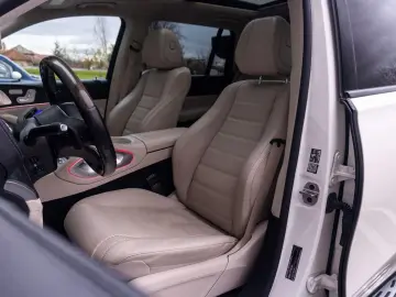 MERCEDES BENZ GLS 400D 4MATIC  7 LOCURI   AMG LINE