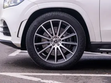 MERCEDES BENZ GLS 400D 4MATIC  7 LOCURI   AMG LINE