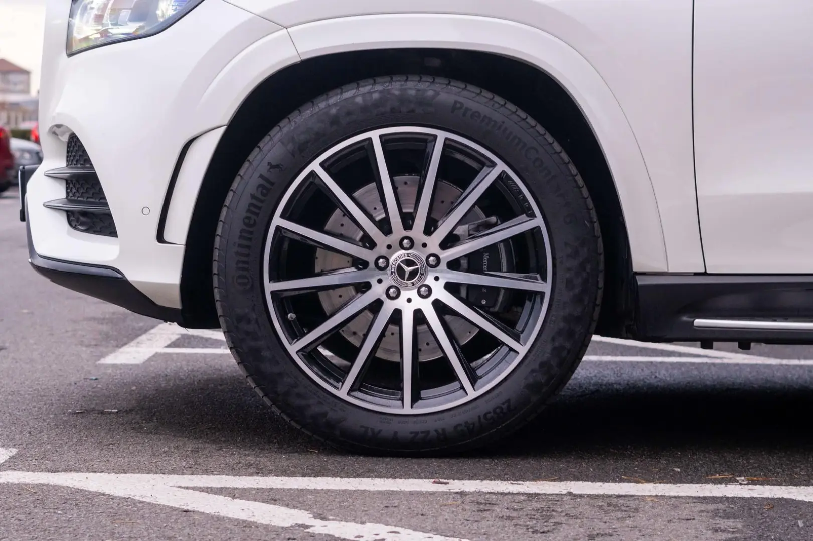 MERCEDES BENZ GLS 400D 4MATIC  7 LOCURI   AMG LINE