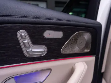 MERCEDES BENZ GLS 400D 4MATIC  7 LOCURI   AMG LINE