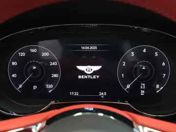 Bentayga 4.0 V8 EWB 4WD