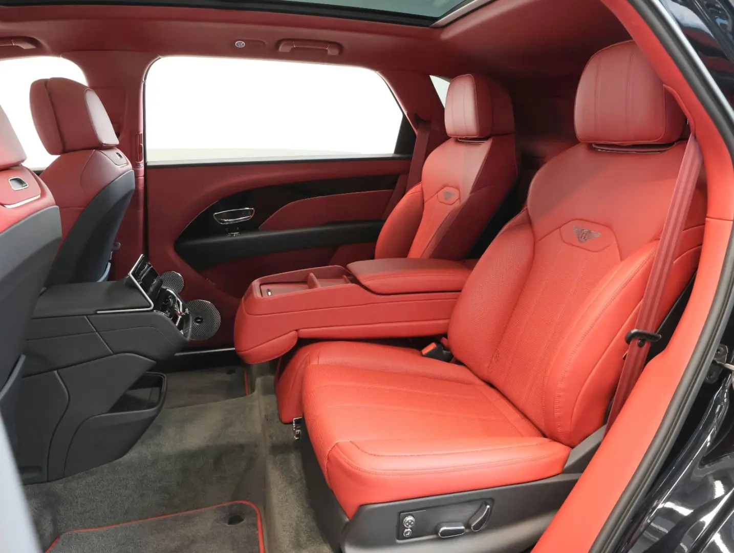 Bentayga 4.0 V8 EWB 4WD