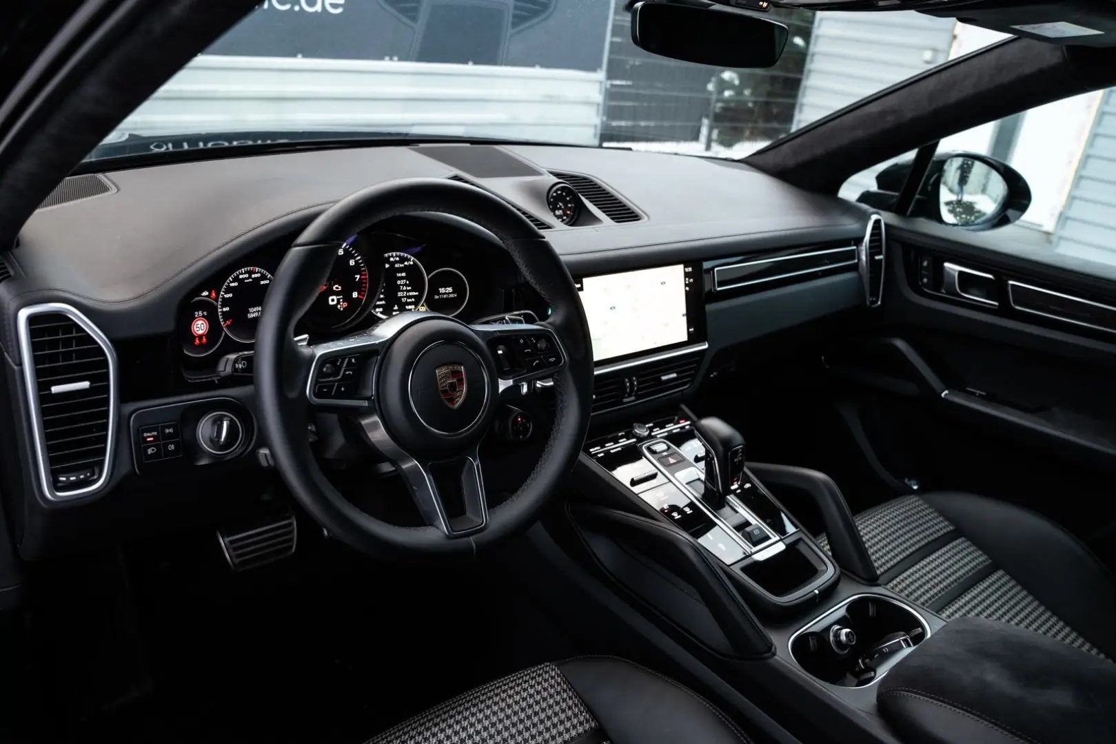 Porsche Cayenne Coupe GTS