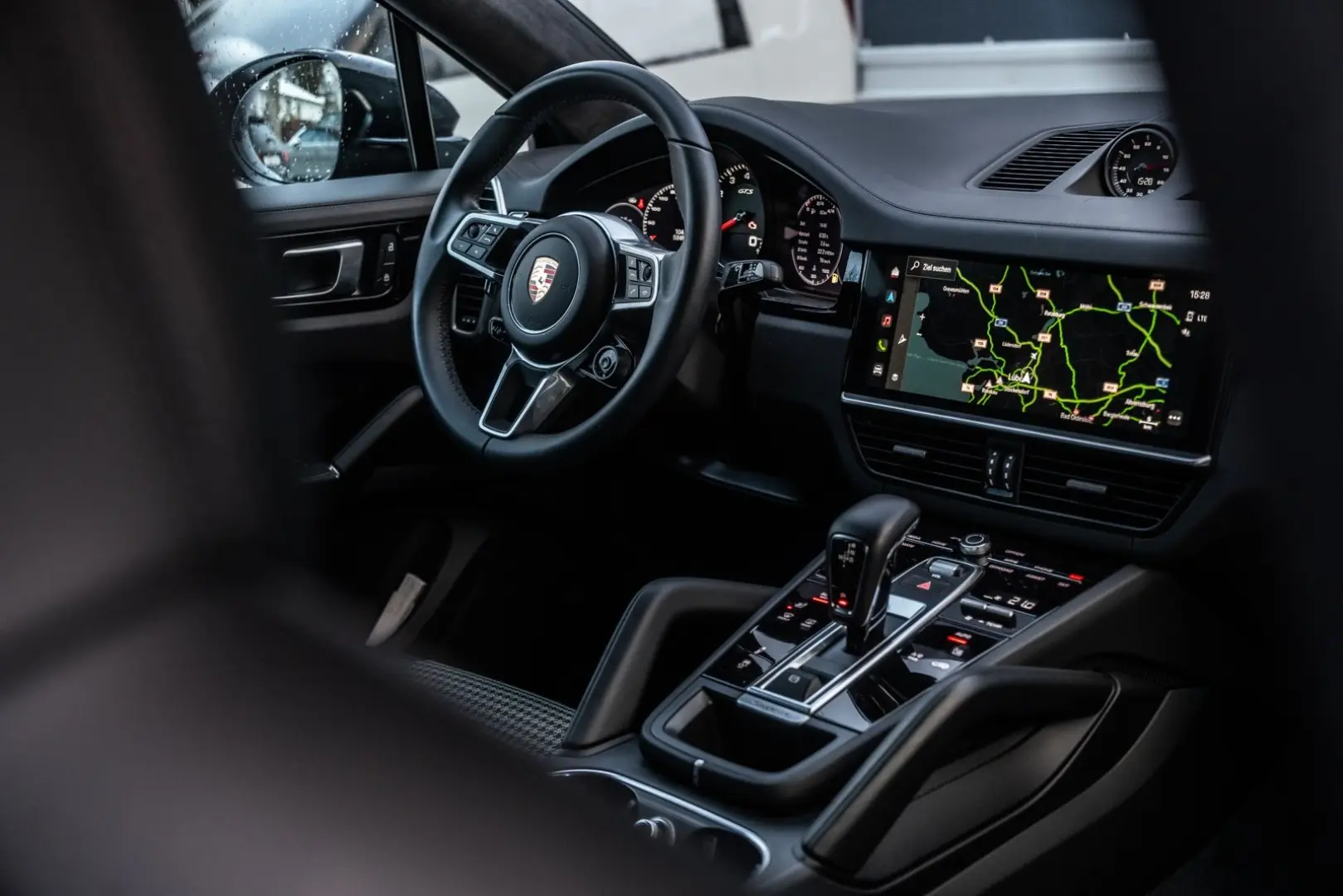 Porsche Cayenne Coupe GTS