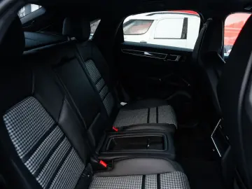 Porsche Cayenne Coupe GTS