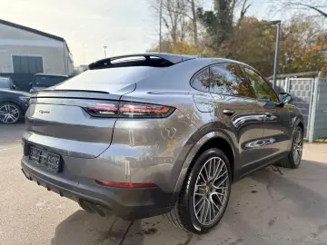 Porsche CAYENNE COUPE