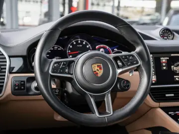 Porsche Cayenne Coupe