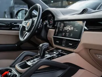 Porsche Cayenne Coupe