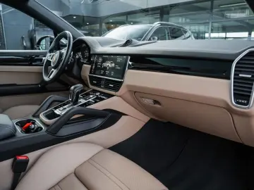 Porsche Cayenne Coupe